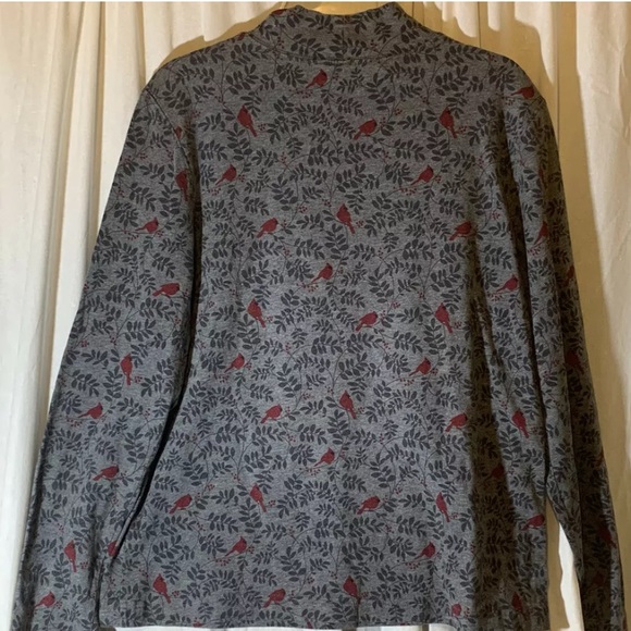 Croft & Barrow Gray Turtle Neck Women PM Leaves Cardinal Red Bird Pattern - Picture 2 of 4